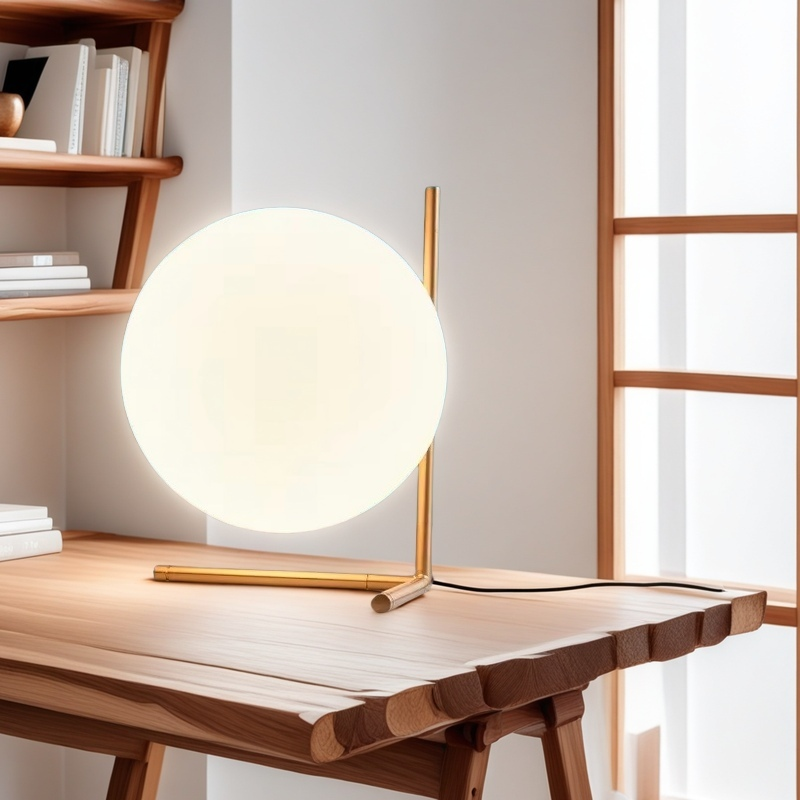 Eleganza Nordica con Lampada da Tavolo Romantica