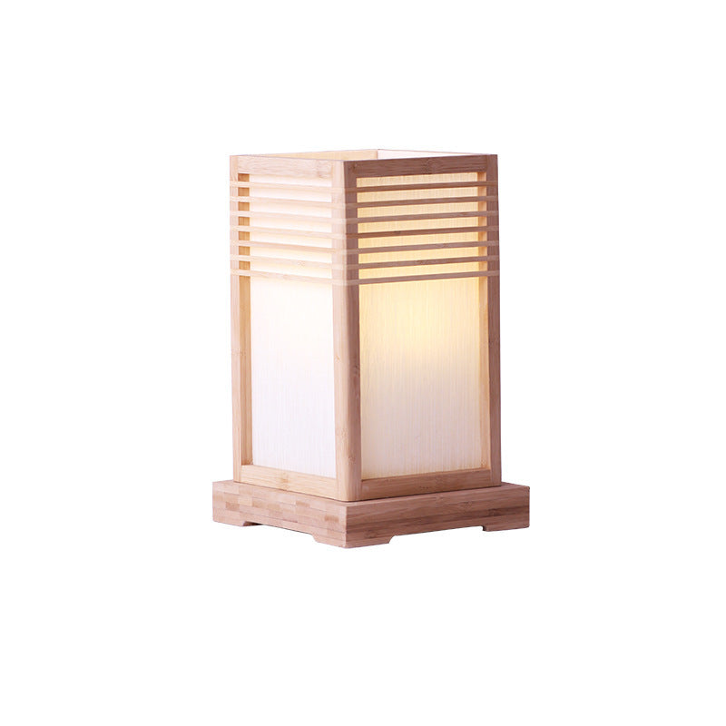 Eleganza Tradizionale con Lampada Decorativa Tatami