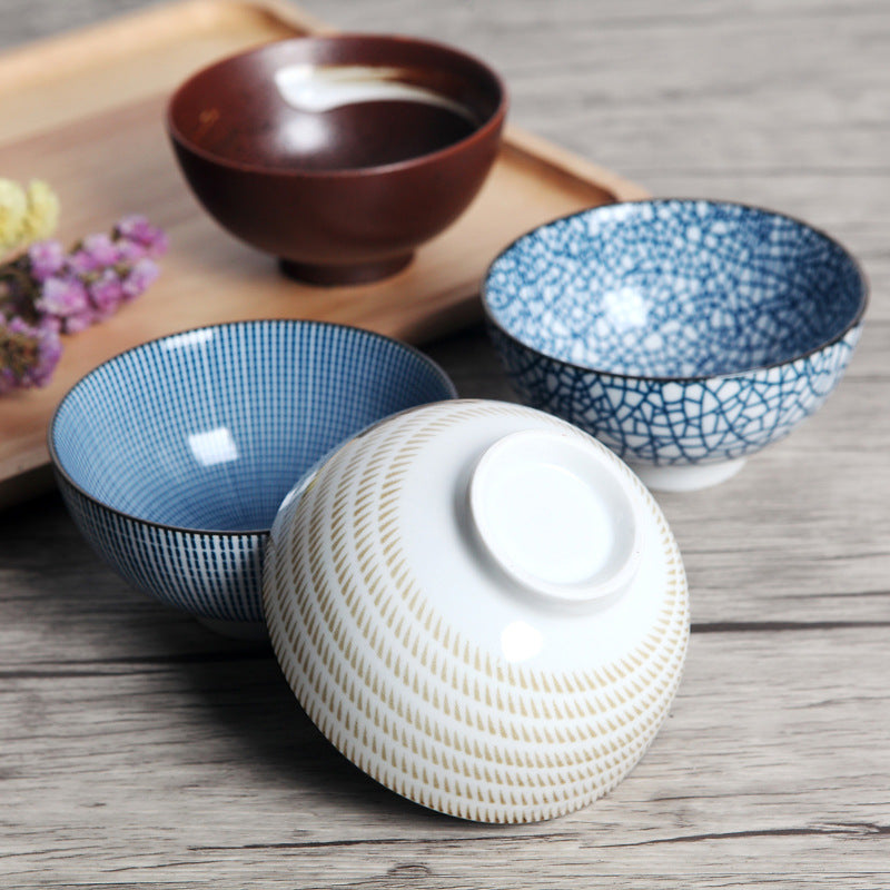 Ceramica Tradizionale Asiatica - Set di Ciotole Artigianali