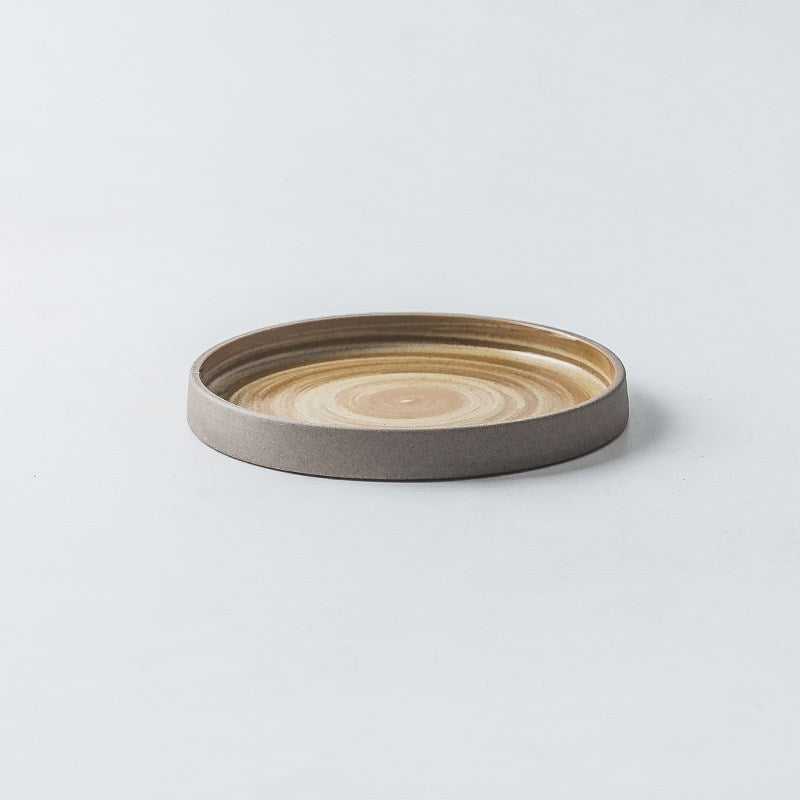 Servizio di Piatti in Ceramica Retrò - Eleganza Semplice per la Tavola
