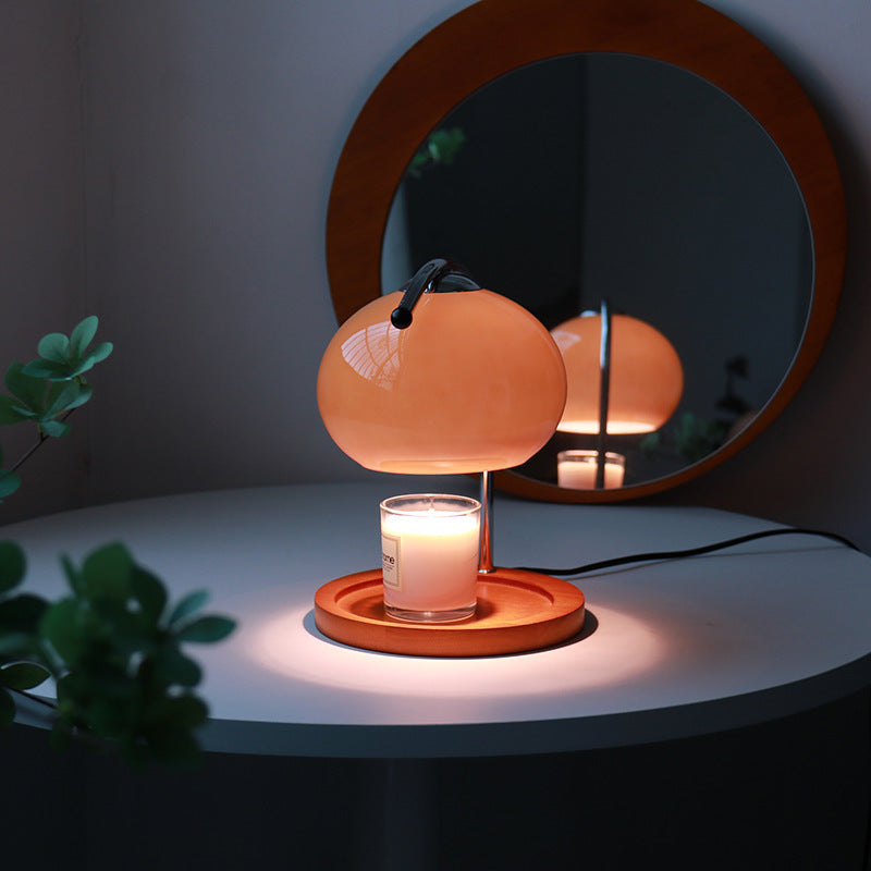 Eleganza Moderna con Lampada da Tavolo in Metallo e Vetro