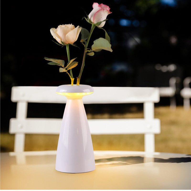 Eleganza Minimalista con Lampada da Tavolo Decorativa