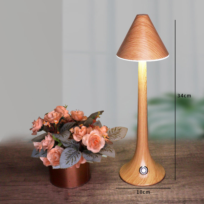 Lampada da Tavolo con Venature Legno - Eleganza e Protezione per gli Occhi