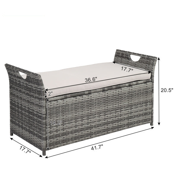Eleganza Funzionale con Pouf Contenitore in Rattan