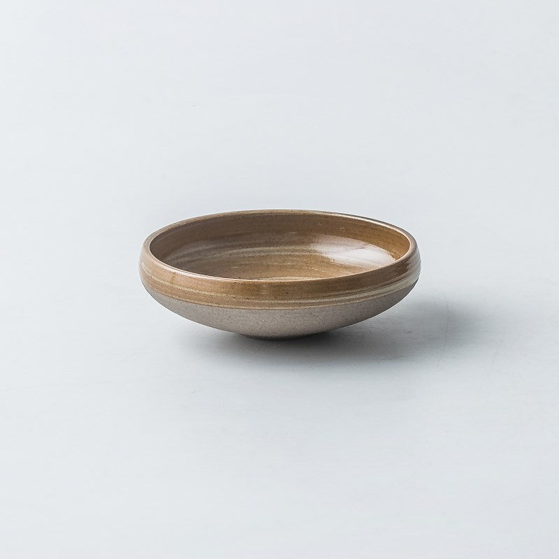 Servizio di Piatti in Ceramica Retrò - Eleganza Semplice per la Tavola