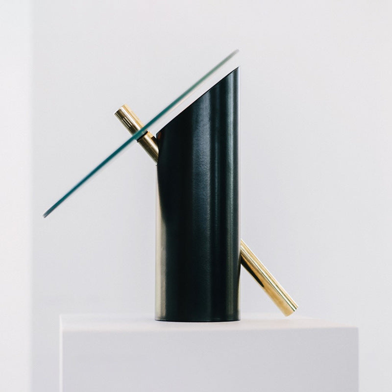 Eleganza Postmoderna con Lampada Creativa Nordica