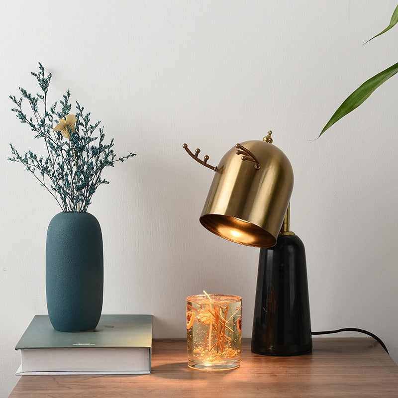 Lampada da comodino con diffusore di fragranza integrato