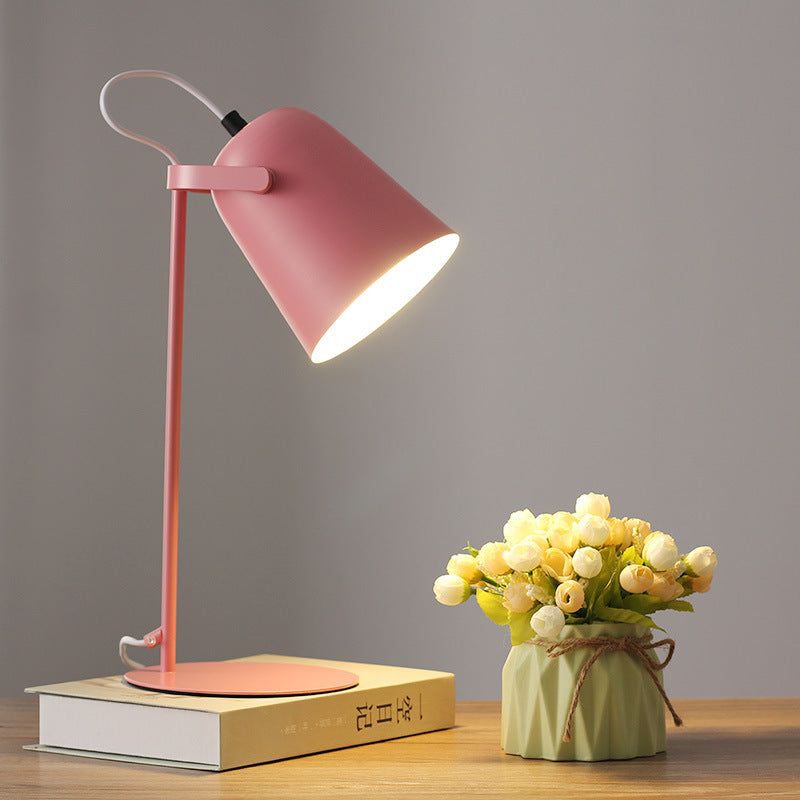 Comfort e Protezione con Lampada da Scrivania LED