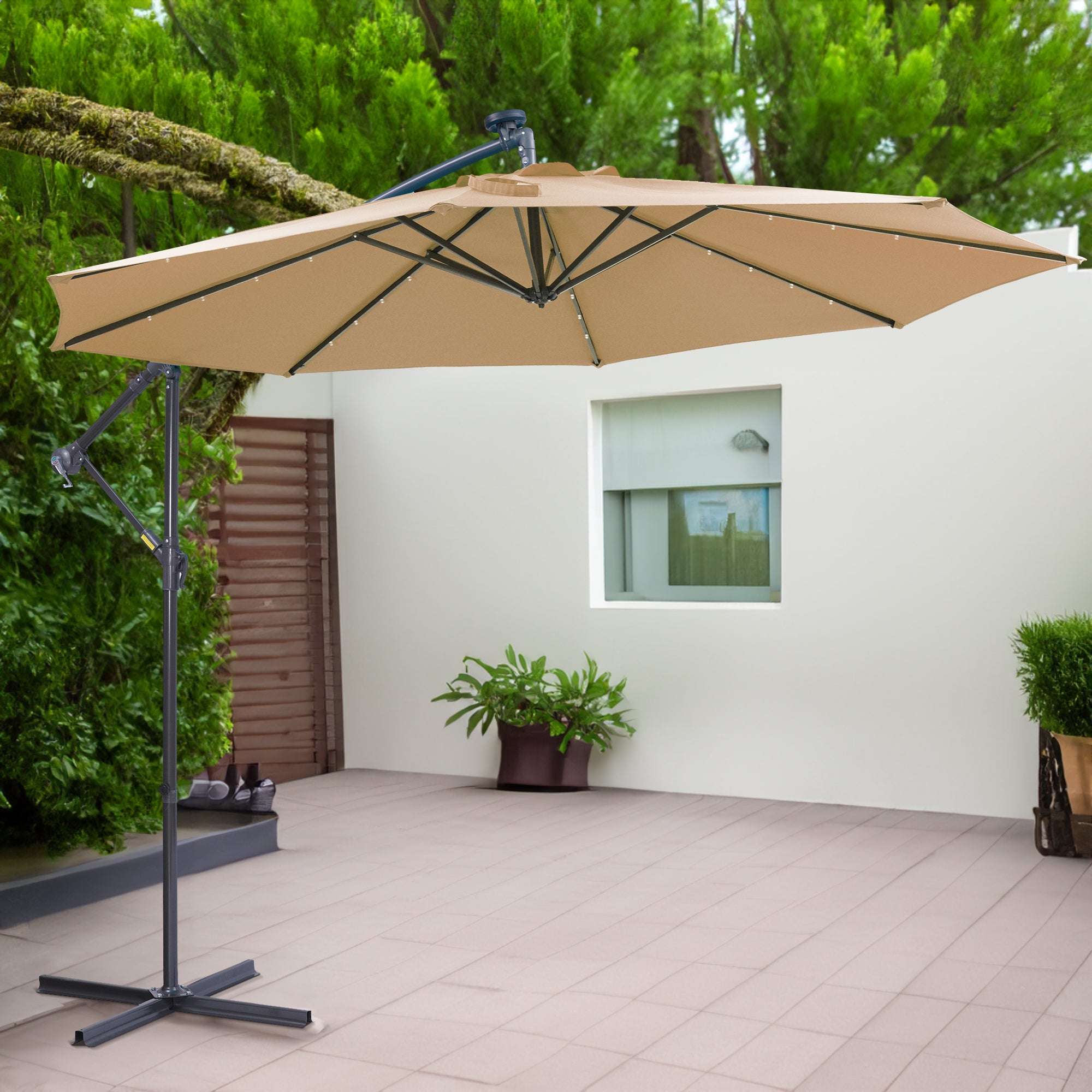 Ombrellone da Patio Solare con LED - Eleganza e Funzionalità per il Tuo Spazio Esterno
