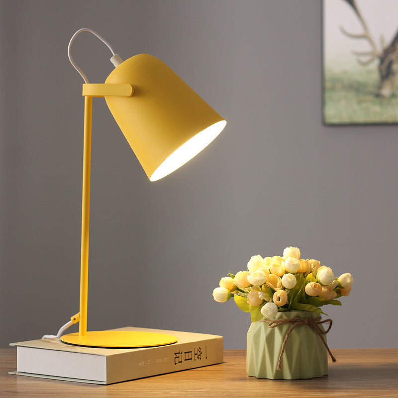 Comfort e Protezione con Lampada da Scrivania LED