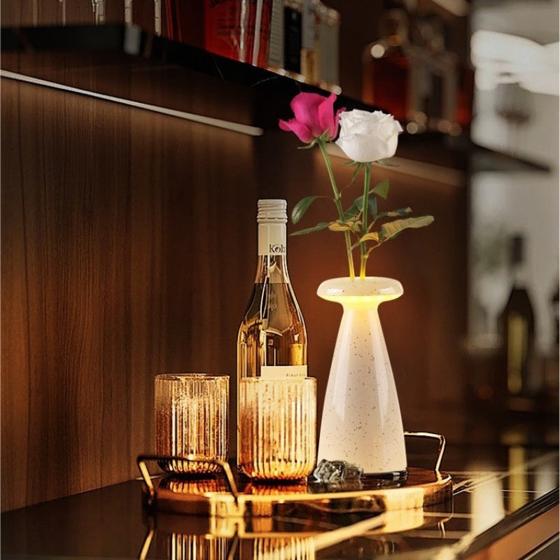 Eleganza Minimalista con Lampada da Tavolo Decorativa