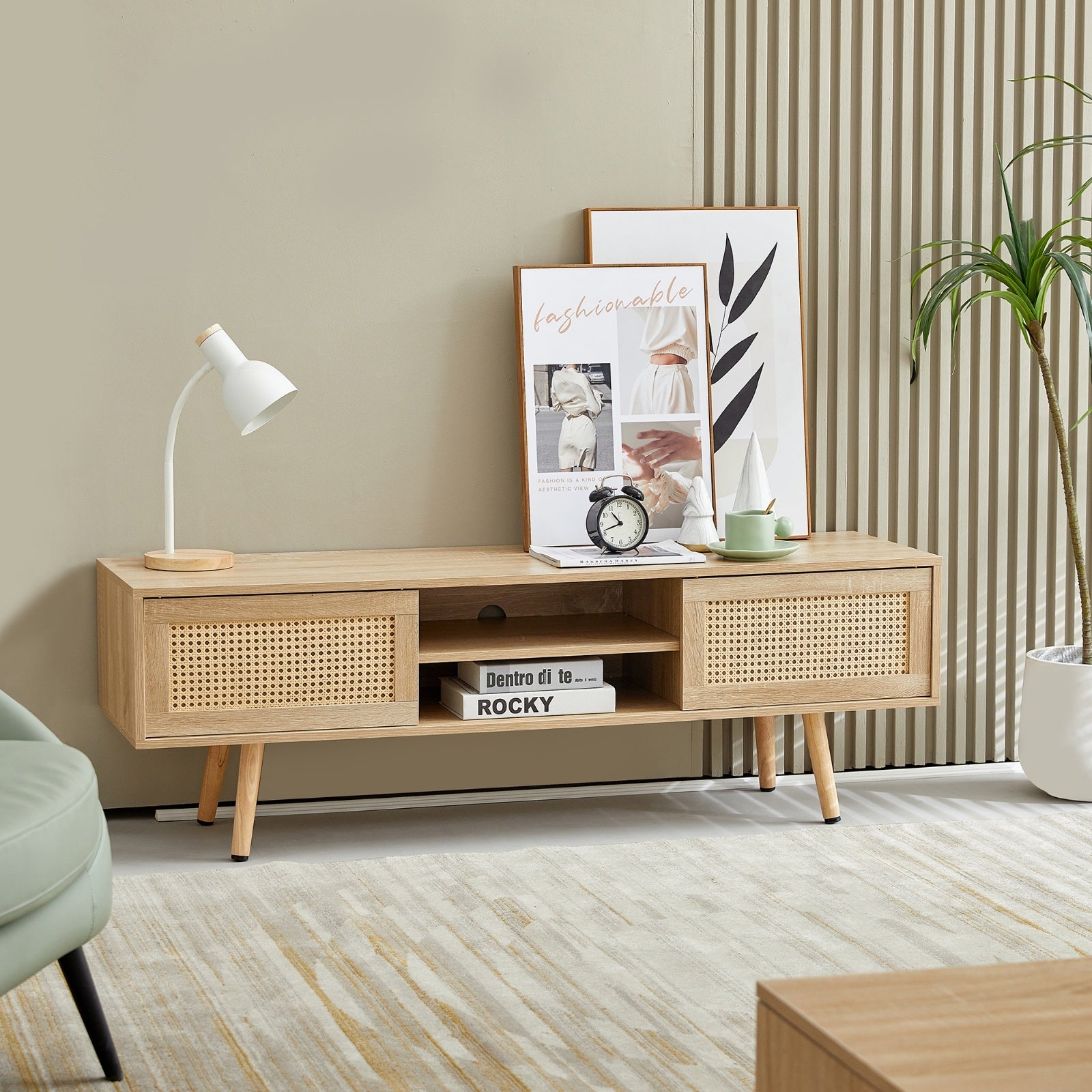Stile Naturale con Mobile TV in Rattan