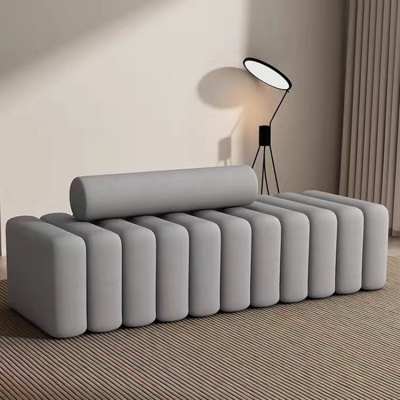 Eleganza Pratica con Sgabello Multifunzionale