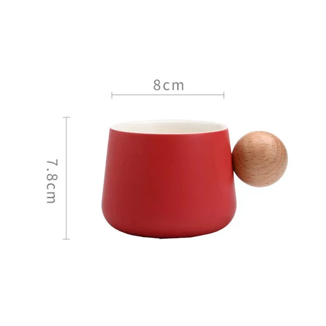 Tazza da Caffè con Manico in Legno: Eleganza e Comfort in Ogni Sorso