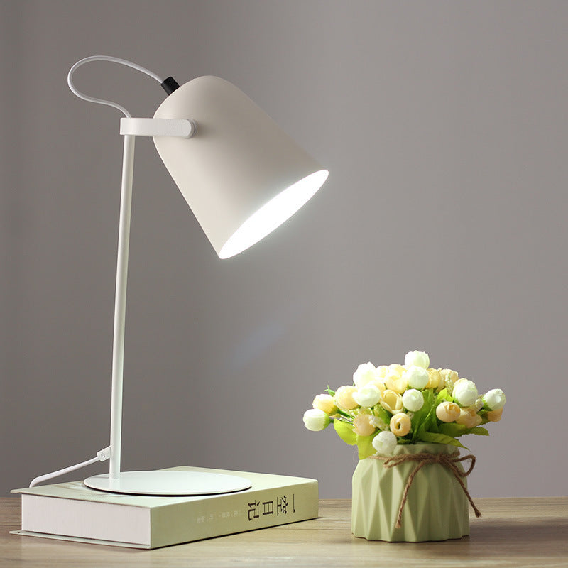 Comfort e Protezione con Lampada da Scrivania LED