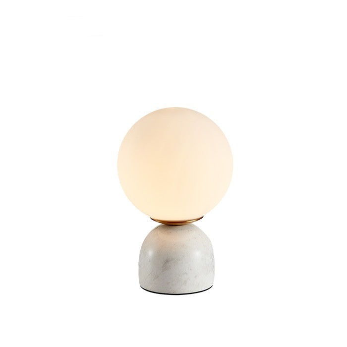 Eleganza in Vetro: La Lampada Perfetta per Ogni Ambiente