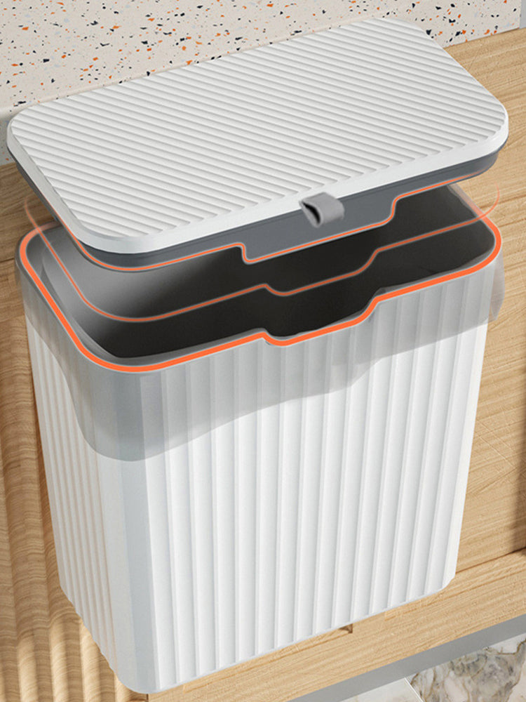 Smart Bin: Cestino Portarifiuti Appendibile per una Cucina Organizzata