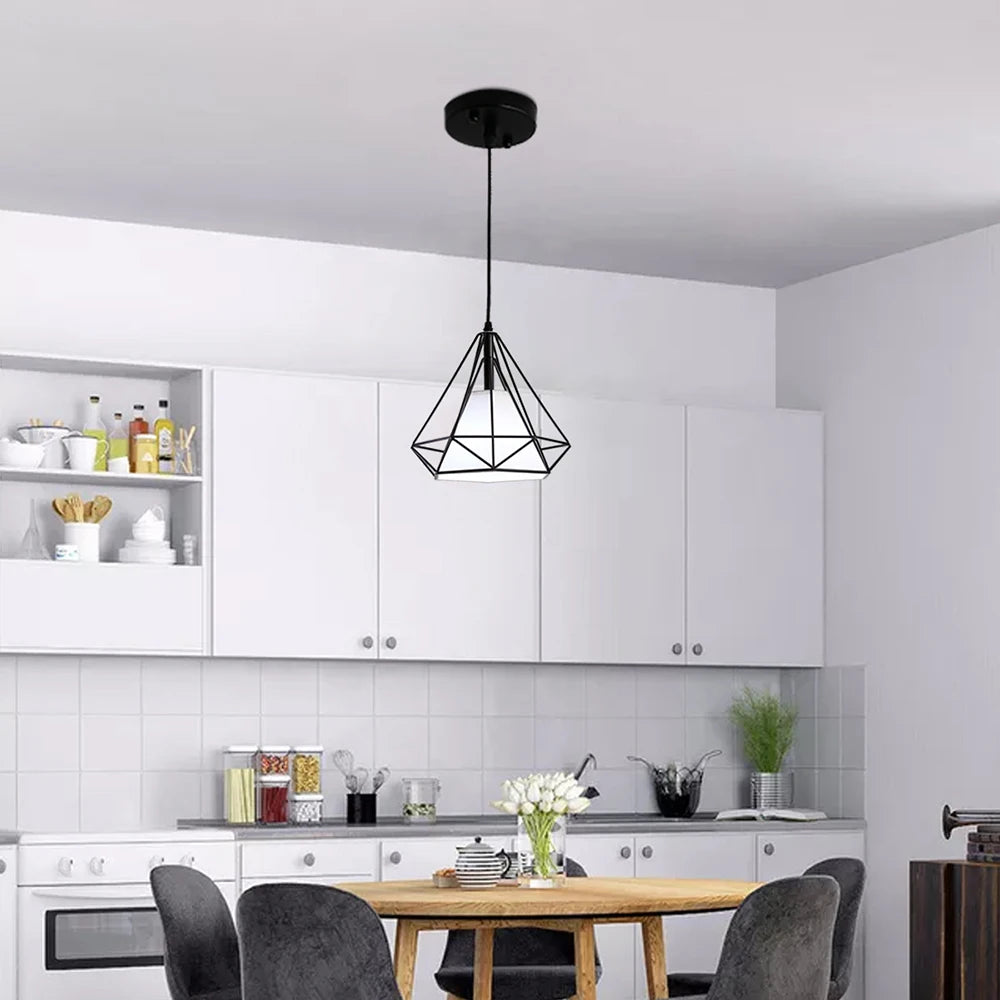 Lampadario Loft Retrò - Eleganza Industriale per Ambienti Moderni