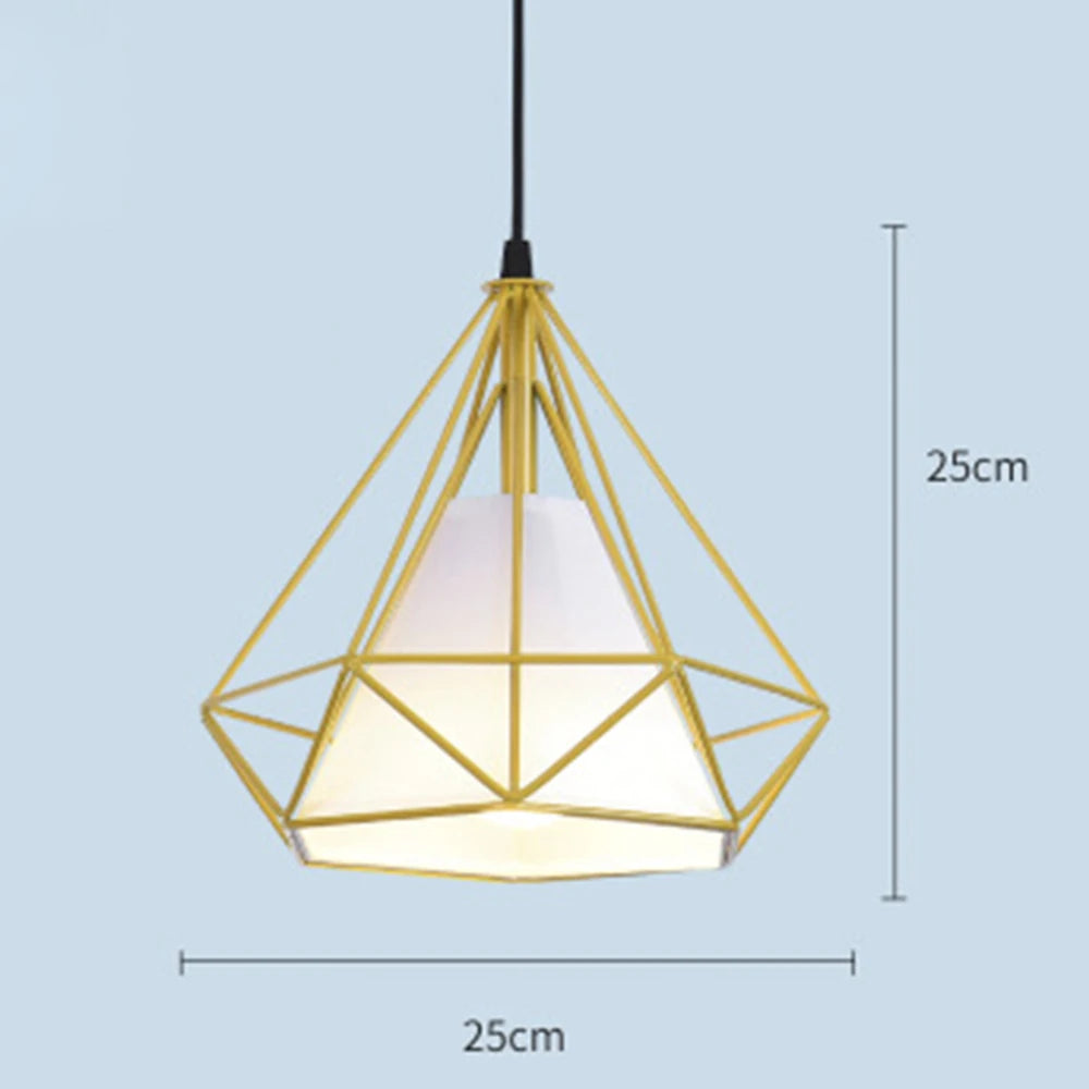 Lampadario Loft Retrò - Eleganza Industriale per Ambienti Moderni
