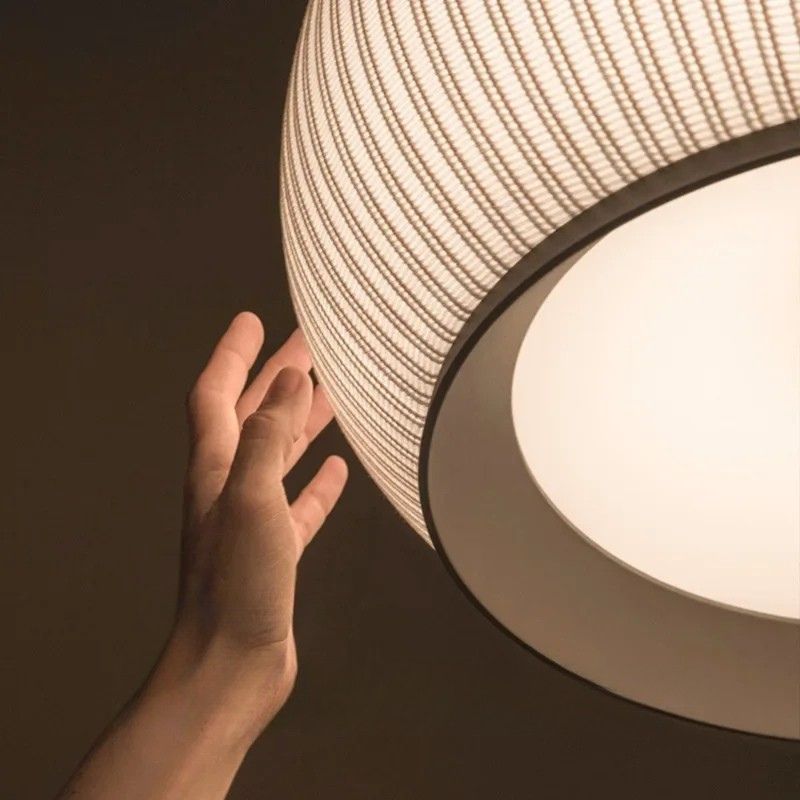 Lampada da Tavolo Bozzolo - Eleganza e Raffinatezza per Ogni Ambiente