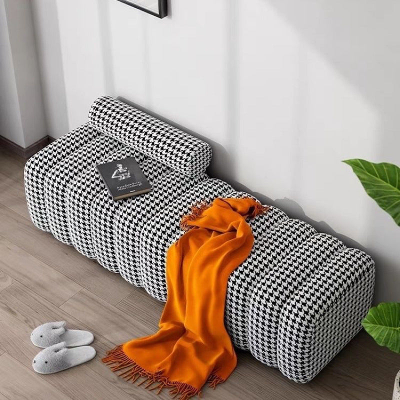 Eleganza Pratica con Sgabello Multifunzionale
