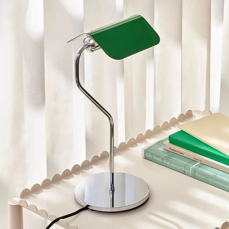 Lampada da Scrivania Moderna - Eleganza Minimalista per Camera e Studio