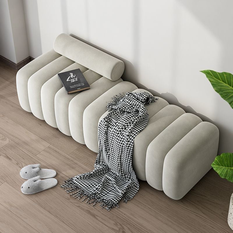 Eleganza Pratica con Sgabello Multifunzionale