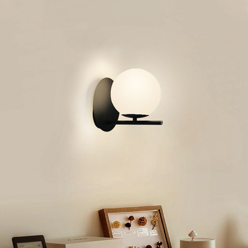 Lampada da Parete Nordic Aisle - Elegante Illuminazione in Vetro e Rame