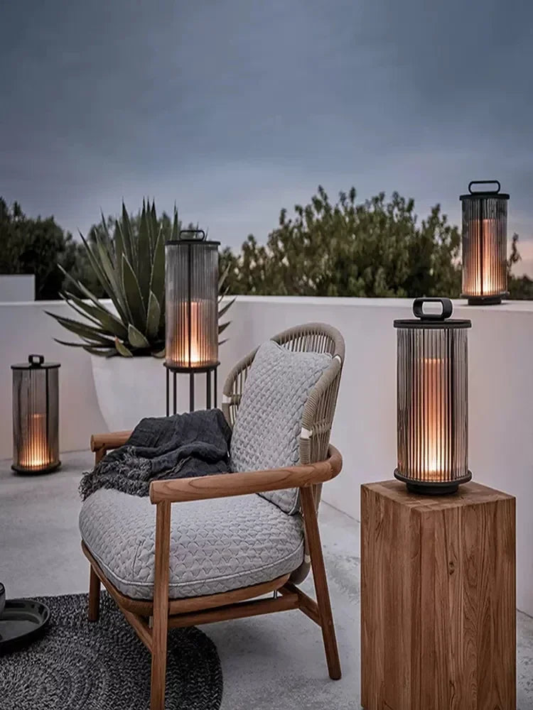 Illumina il Tuo Giardino con Eleganza e Sostenibilità
