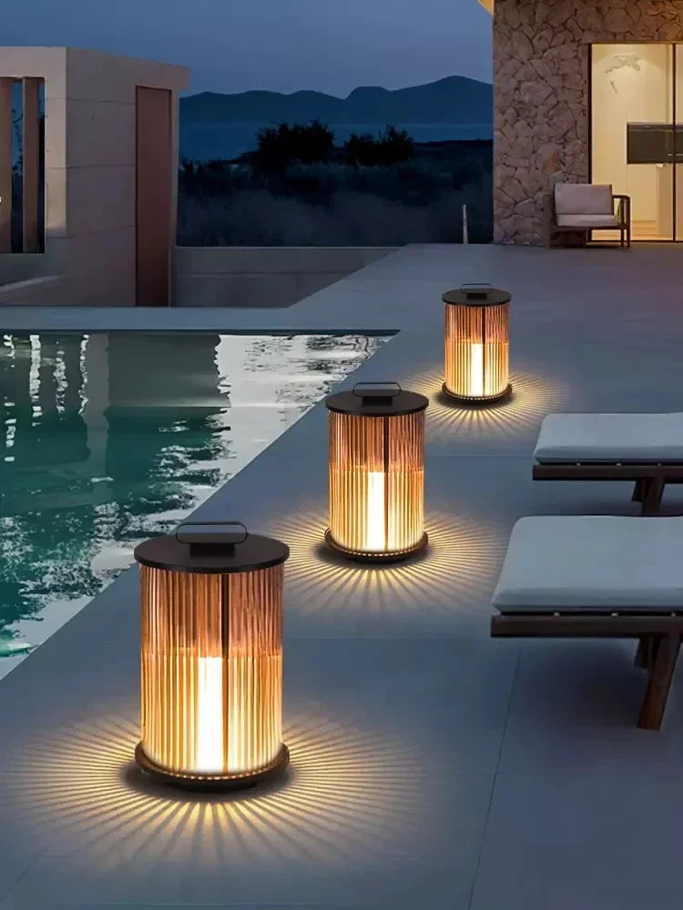 Illumina il Tuo Giardino con Eleganza e Sostenibilità