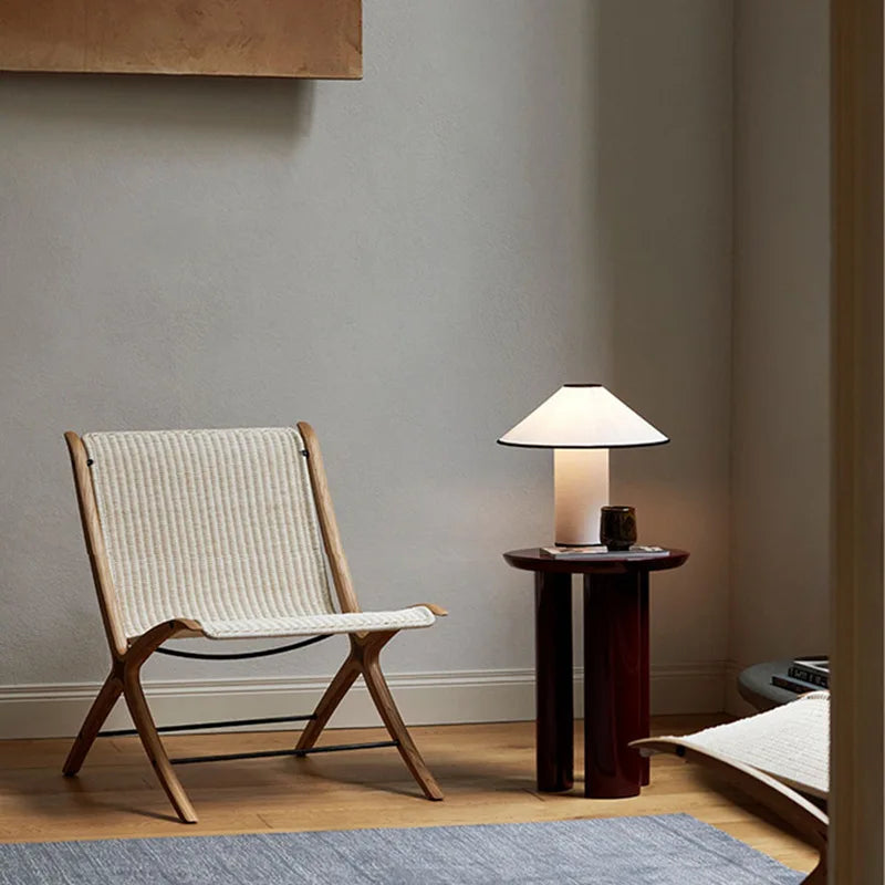 Eleganza Wabi-Sabi con Lampada da Tavolo Colette