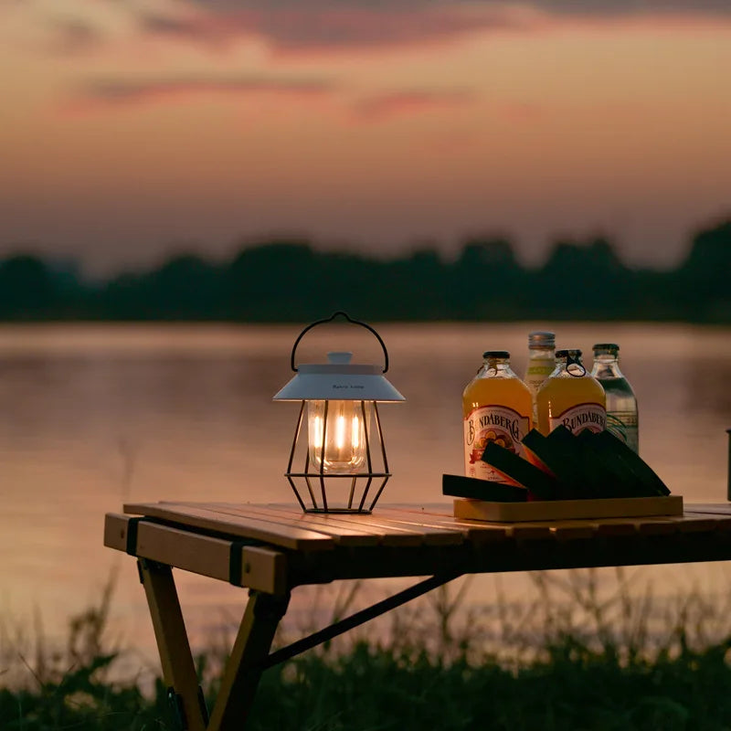 Illuminazione Retrò per le Tue Avventure All'aperto