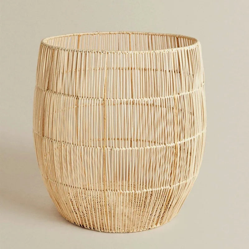 Cestino Portaoggetti in Rattan con Struttura in Ferro - Design Nordico e Funzionalità