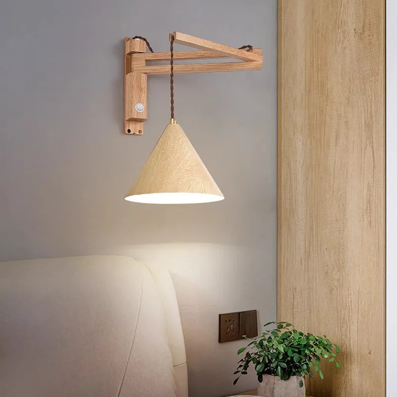 Raffinata Semplicità con una Lampada da Parete Telescopica