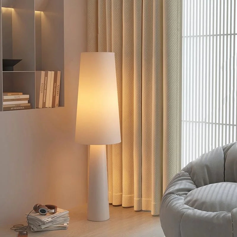Lampada da Terra Nordic Wabi Sabi - Eleganza Minimalista per la Casa