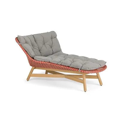 Lusso Nordico con Lettino Prendisole in Legno Massello