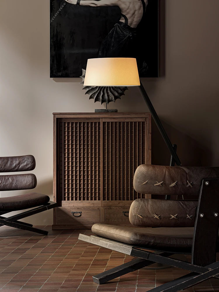 Lampada da Terra a Pesca in Legno Massello - Eleganza e Stile per Ogni Ambiente