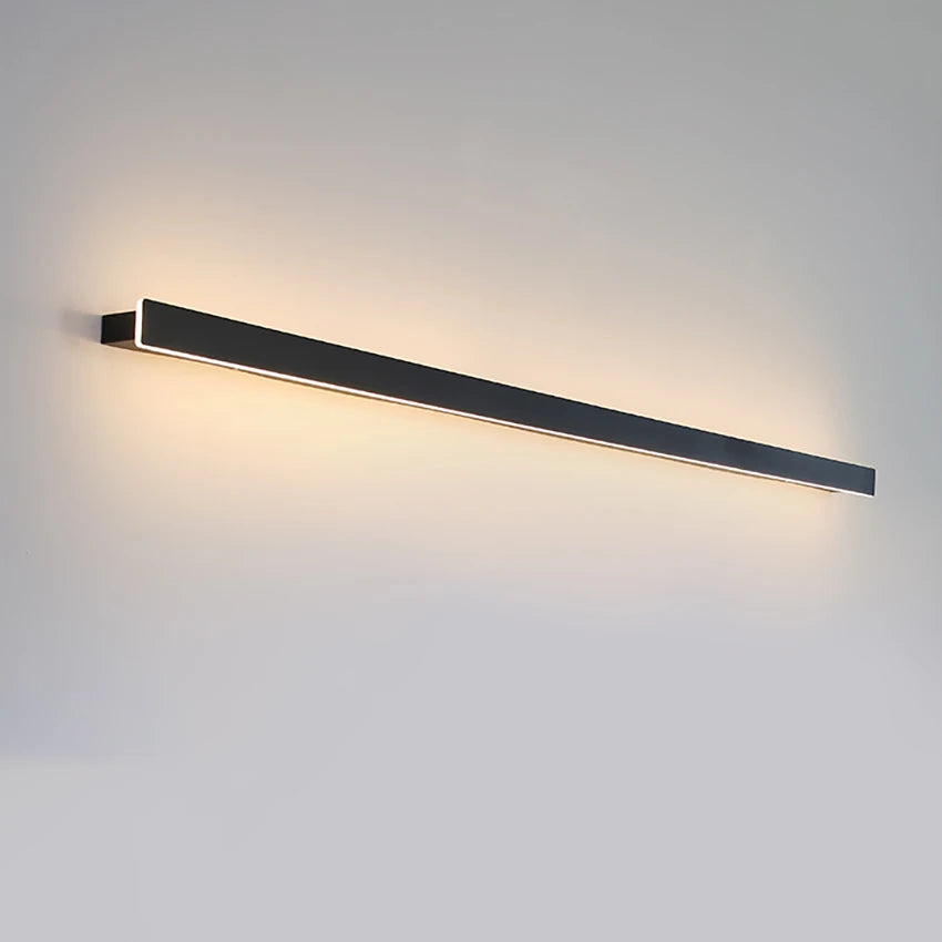 Lampada da Parete LED in Alluminio - Eleganza e Funzionalità per Ogni Ambiente