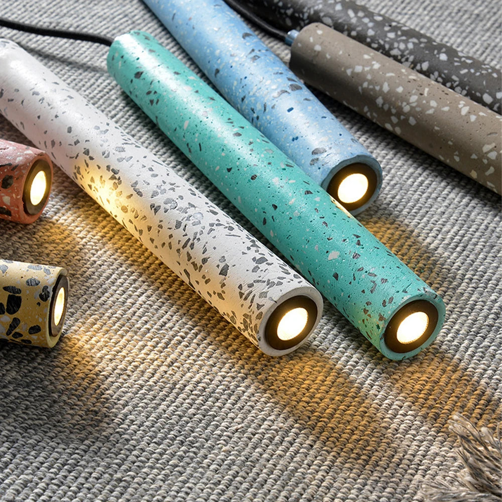 Eleganza Industriale con Lampada a Sospensione LED