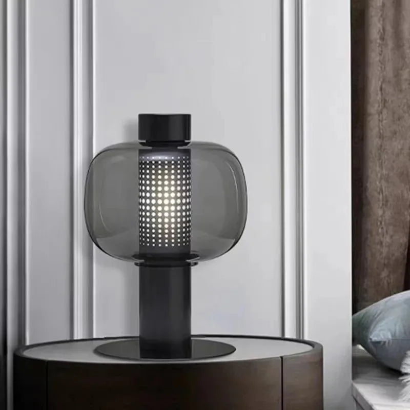 Lampada da Tavolo Bonbori Brokis - Design Retro in Vetro per un'Illuminazione Elegante e Funzionale