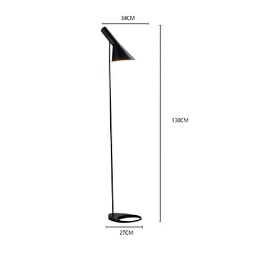 Lampada da Terra Nordica - Eleganza Moderna per Spazi Accoglienti