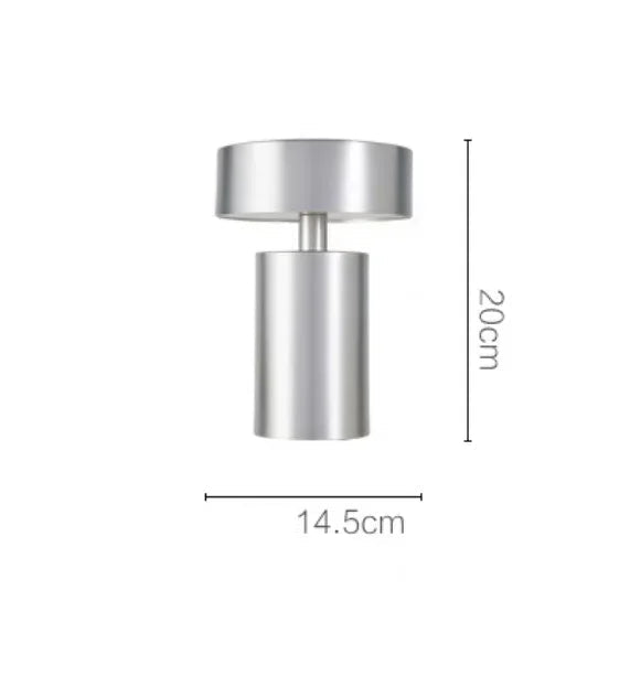 Atmosfera Moderna con Lampada da Tavolo di Design