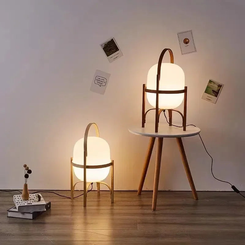 Lampada da Terra Nordica in Vetro e Legno - Eleganza e Stile Wabi-Sabi per Ogni Ambiente