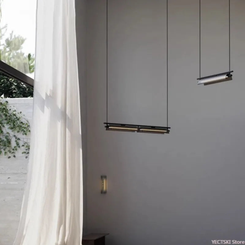 Lampadario Minimalista Italiano - Design Industriale di Lusso per Ristoranti e Ambienti Moderni