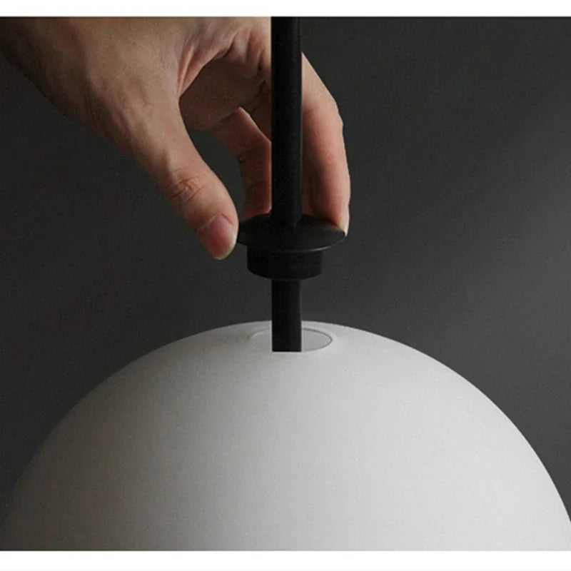 Lampadario a Sospensione a Sfere in Vetro - Eleganza Contemporanea per la Tua Casa
