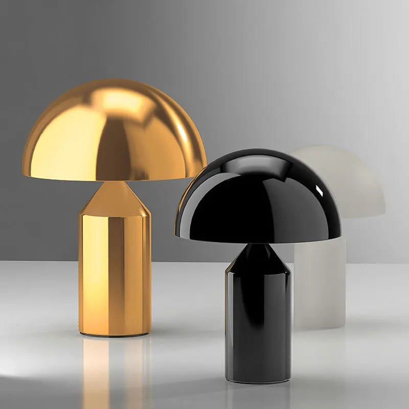 Eleganza Nordica con Lampada da Tavolo a LED "Fungo"