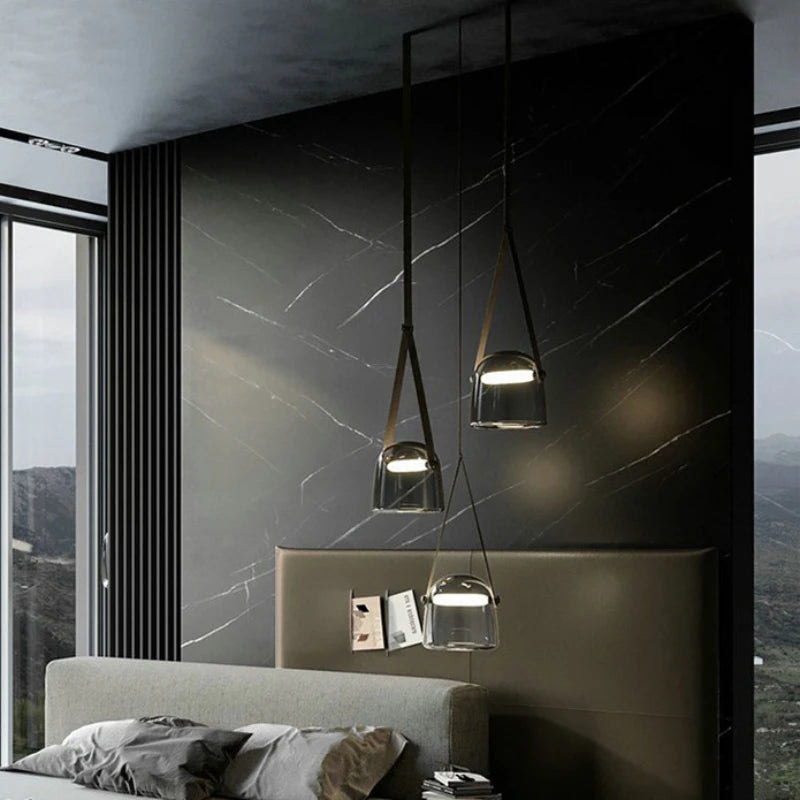 Lampada a Sospensione in Pelle e Vetro – Design Post-Moderno e Stile Art Decò