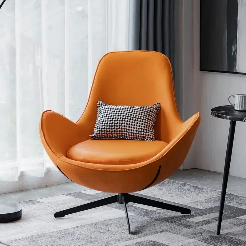 Sedia Girevole Nordica di Lusso - Eleganza e Comfort per Ogni Ambiente