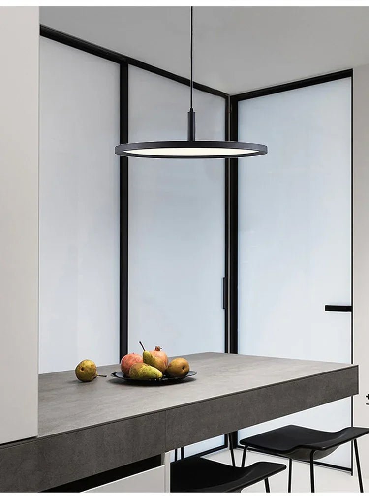 Lampada a Sospensione Nordica in Alluminio - Eleganza Minimalista per Ogni Ambiente