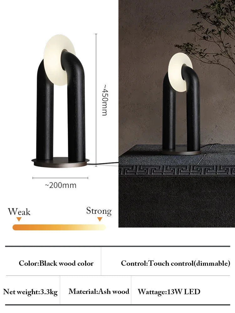 Lampada da Tavolo LED in Legno Massello – L'Arte della Luce che Dona Calore alla Tua Casa
